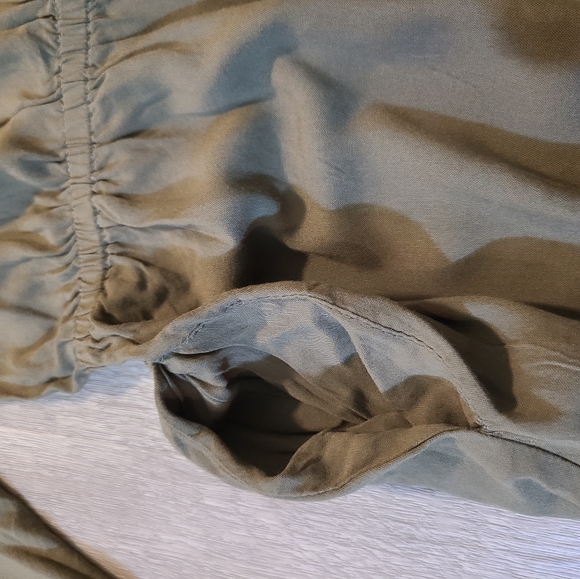 H&m dress - Picture 2 of 4